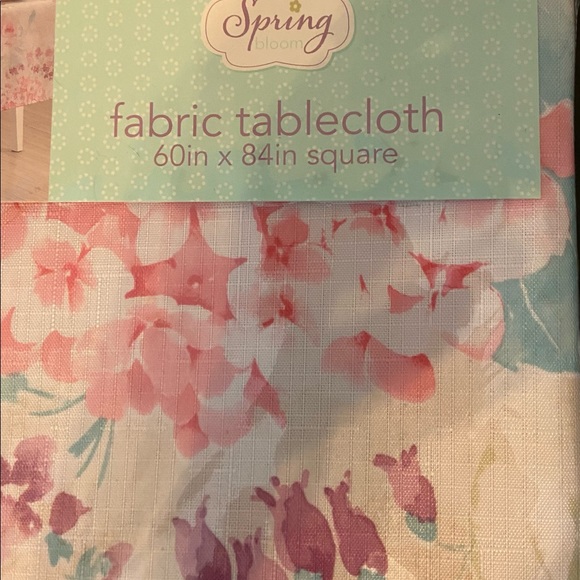 Spring fabric tablecloth 70 X 84” - Picture 2 of 5